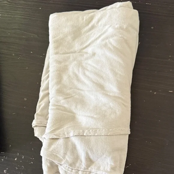 5 Bamboo baby swaddle blankets - Picture 4 of 8